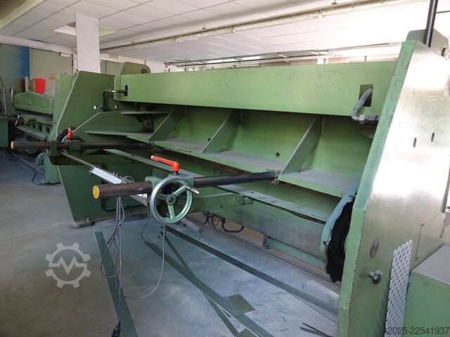 Máy cắt guillotine thuỷ lực RAS , 2500 x 4 mm
