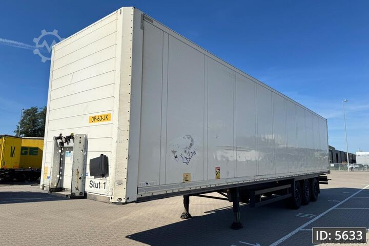 Suitcase Schmitz Cargobull SCB/S3B / Disk brakes / Double stock