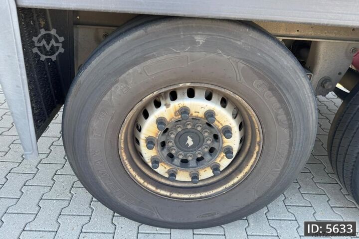 Suitcase Schmitz Cargobull SCB/S3B / Disk brakes / Double stock