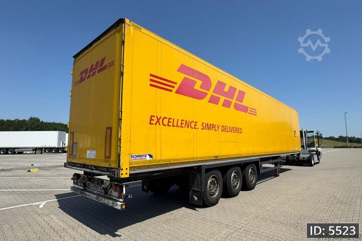 Suitcase Schmitz Cargobull SCB/S3B / Disk brakes / Double stock