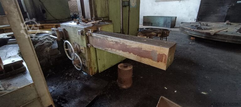 Tour vertical à tourelle Titan SC-43