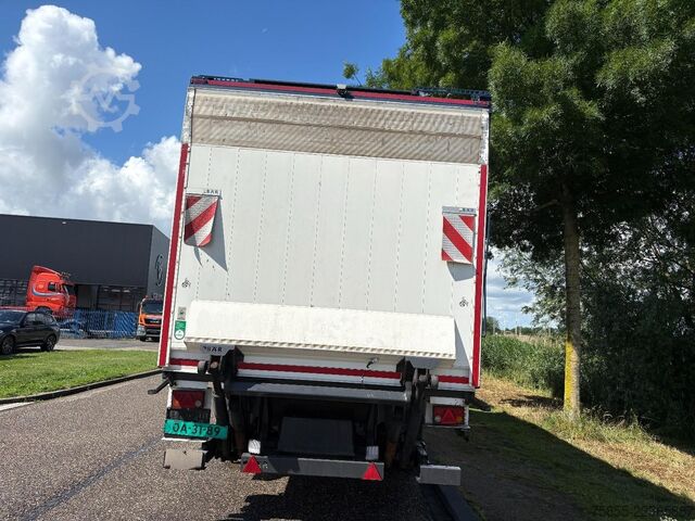 Koffer WEB Trailer ZPRASQ 18 GETRÄNKE / BPW / DISC / LOADING LIFT