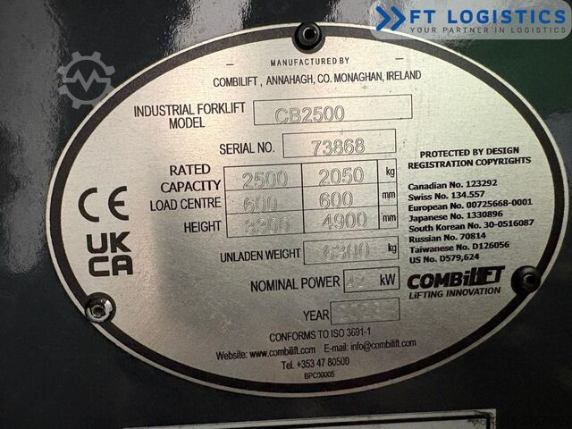 4-way forklift Combilift CB2500 GAS TRIPLEX 4900 FULL CABIN