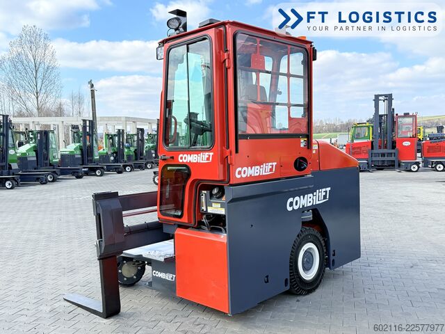 Fyrvägstruck Combilift C3000ET TRIPLEX 5940 WIDE FORK POSITIONE