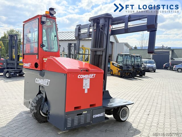 Fyrvägstruck Combilift C3000ET TRIPLEX 5940 WIDE FORK POSITIONE