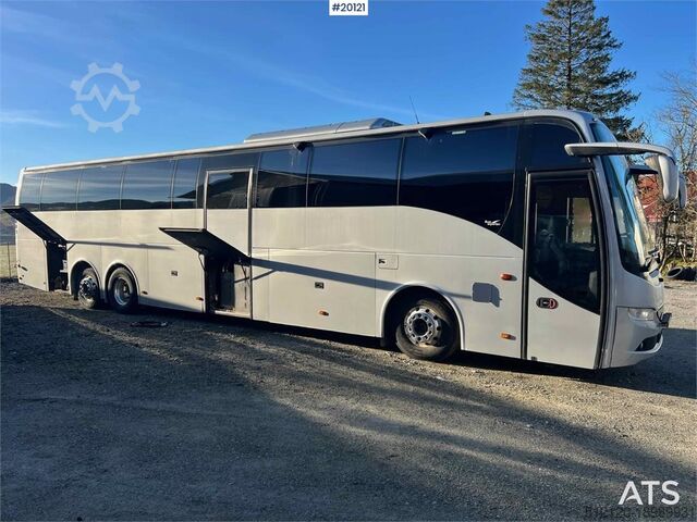 Автобус Volvo 9700 B11R Touring с местами для 13+1 и sl Volvo 9700 B11R Touring bus with seating for 13+1 and sl