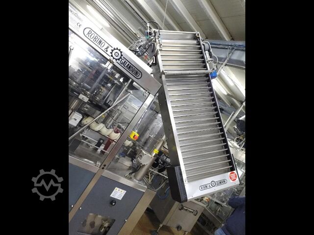Μεταχειρισμένη ROBINO & GALANDRINO WIREHOODER 14000 φιάλες/ώρα - Έτος 2010 Robino &amp; Galandrino RECORD 14000