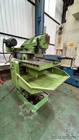 Mesin frais perkakas Friedrich Deckel FP4M