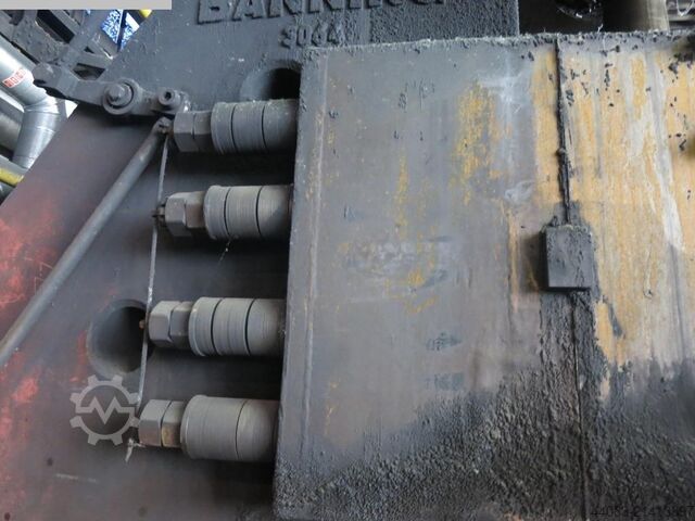 Demircinin çekici BANNING 2000 kp