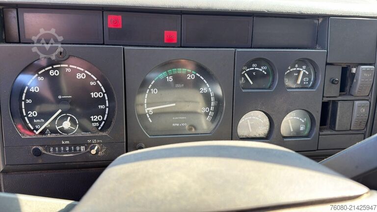 3-smerni kiper Iveco EUROTRAKKER 190E31 (BOITE MANUELLE / CURSOR 8 /...