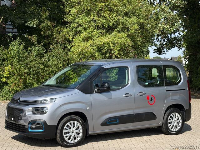 Mikroautobuss Citroën ë-Berlingo 136 FEEL M 2x Schiebetür Klima
