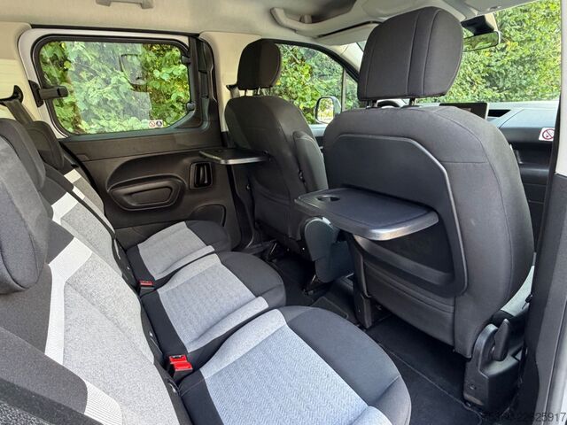 Mikroautobuss Citroën ë-Berlingo 136 FEEL M 2x Schiebetür Klima