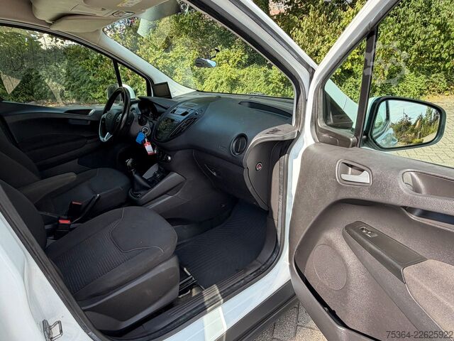 Mikroautobuss FORD Transit Courier 1.5 TdCi L1H1 Klima Ahk Kamera