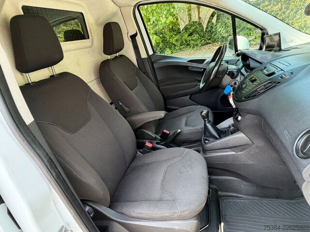 Mikroautobuss FORD Transit Courier 1.5 TdCi L1H1 Klima Ahk Kamera