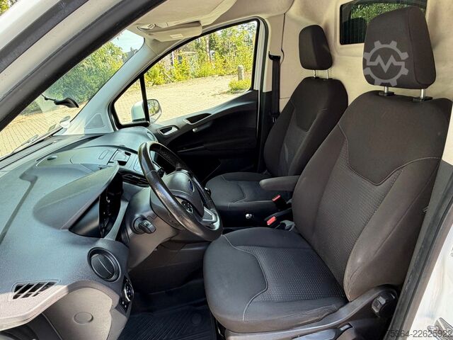 Mikroautobuss FORD Transit Courier 1.5 TdCi L1H1 Klima Ahk Kamera