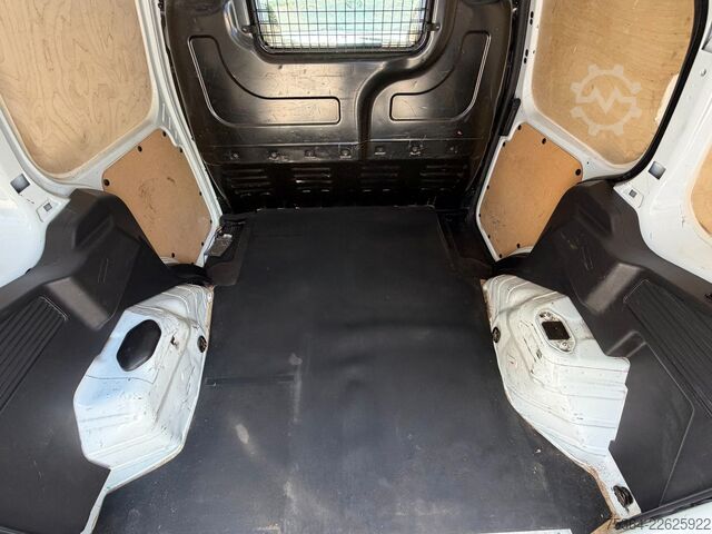 Mikroautobuss FORD Transit Courier 1.5 TdCi L1H1 Klima Ahk Kamera