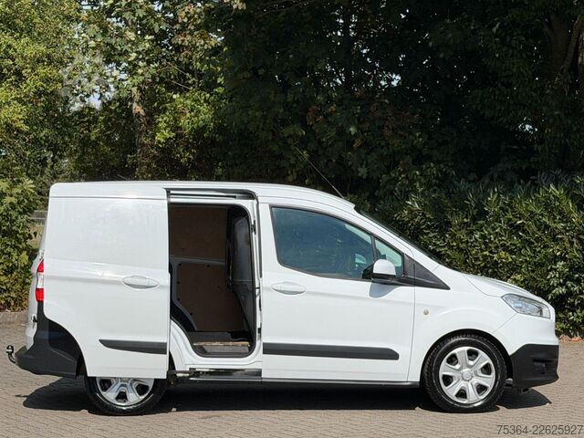 Slēgtais furgons FORD Transit Courier 1.5 TdCi L1H1 Klima Ahk Kamera