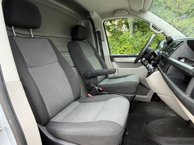 Furgoneta VW T6 2.0 Tdi Lang 2xSchiebetür Dieselpumpe Defekt