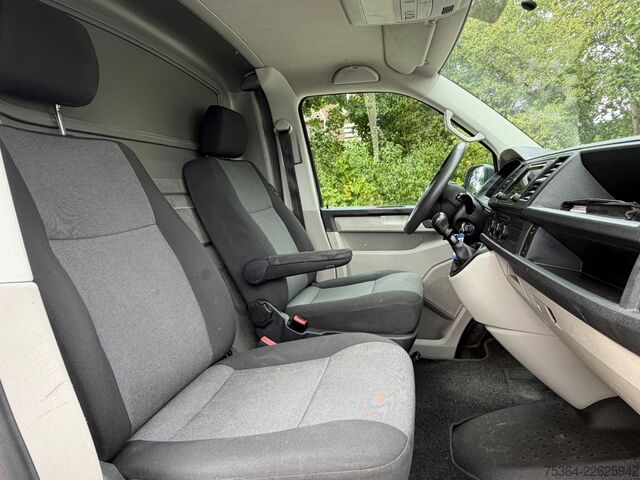 Furgoneta VW T6 2.0 Tdi Lang 2xSchiebetür Dieselpumpe Defekt