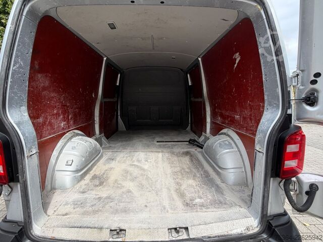 Furgoneta VW T6 2.0 Tdi Lang 2xSchiebetür Dieselpumpe Defekt