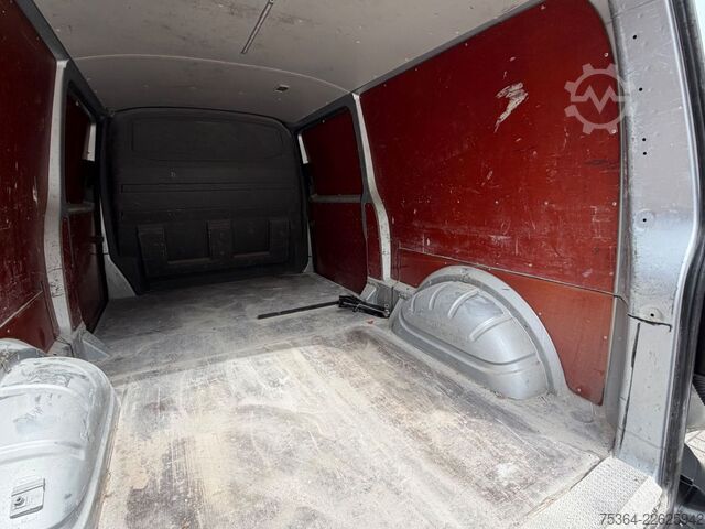 Furgoneta VW T6 2.0 Tdi Lang 2xSchiebetür Dieselpumpe Defekt
