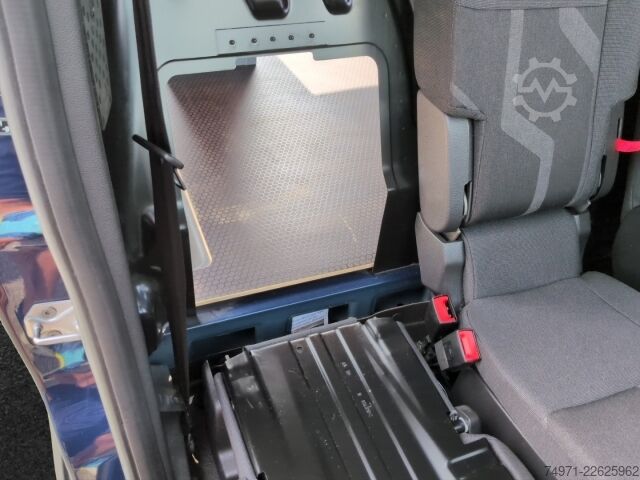 Furgoneta Ford Transit Connect Kasten L1 1.5D*AHK Klima Regale