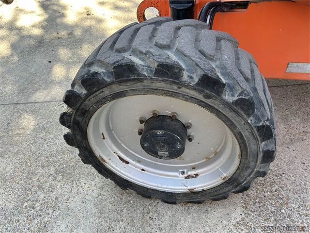 Platformă de lucru telescopică articulată JLG 600 AJ (3218)