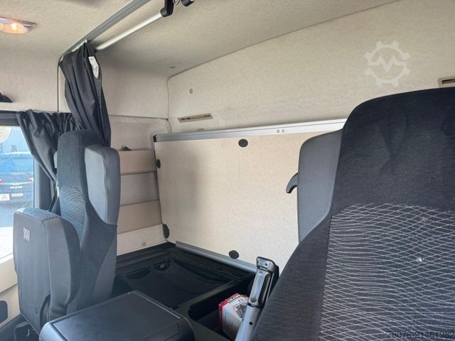 Kühlkoffer-LKW MERCEDES-BENZ 2540 L 6x2/4 Kühlkoffer 9.1m Carrier 1100U LBW