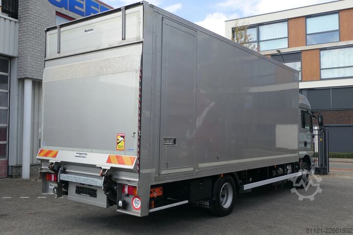 Συρόμενος μουσαμάς MAN TGM 12.250 | Roller sail | Dhollandia 1500kg | ...