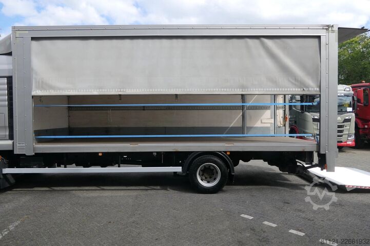 Συρόμενος μουσαμάς MAN TGM 12.250 | Roller sail | Dhollandia 1500kg | ...