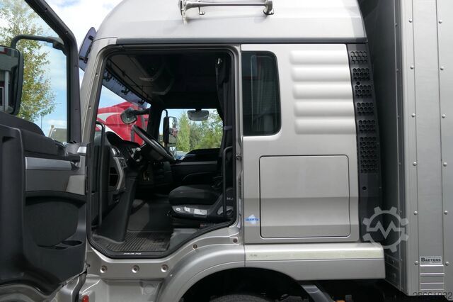 Klizna cerada MAN TGM 12.250 | Roller sail | Dhollandia 1500kg | ...