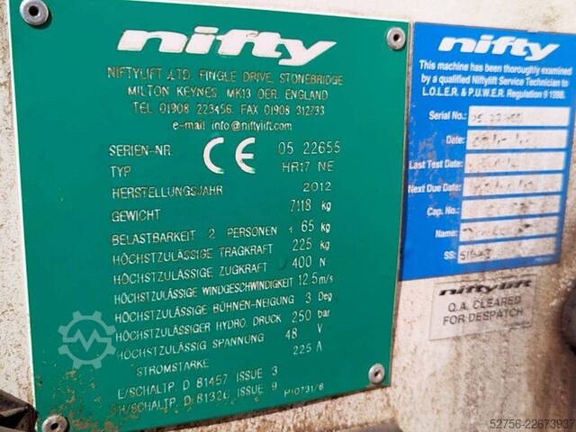 多関節伸縮式作業足場 Niftylift HR17NE