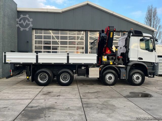 Camion cu macara Mercedes-Benz Arocs 4140 K 8x4 Crane Truck