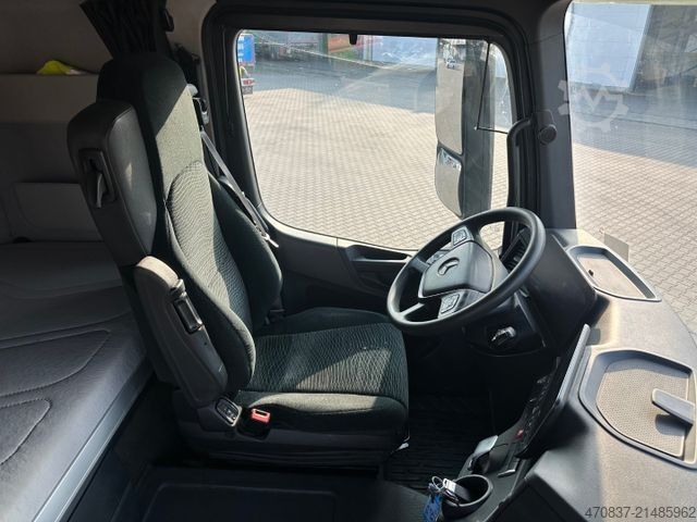 Đầu kéo tiêu chuẩn MERCEDES-BENZ Arocs 1851 4x4 HAD / Retarder