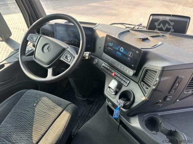 Đầu kéo tiêu chuẩn MERCEDES-BENZ Arocs 1851 4x4 HAD / Retarder