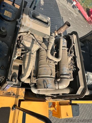 Máy xúc lật bánh lốp HYUNDAI HL 965