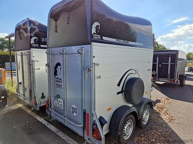 Remolque para caballos Cheval Liberté Gold One Alu single horse trailer second hand