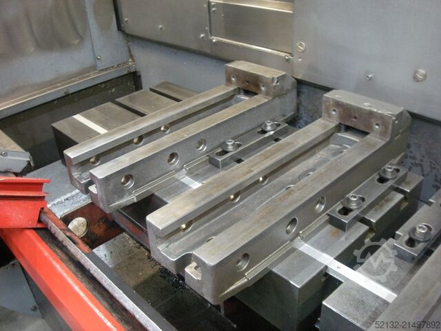 CNC svarv- och fräscenter Emco VMC600