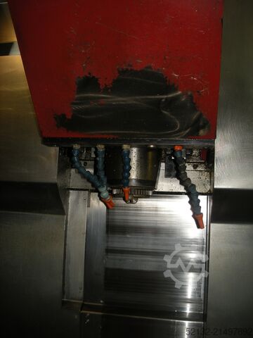 CNC svarv- och fräscenter Emco VMC600