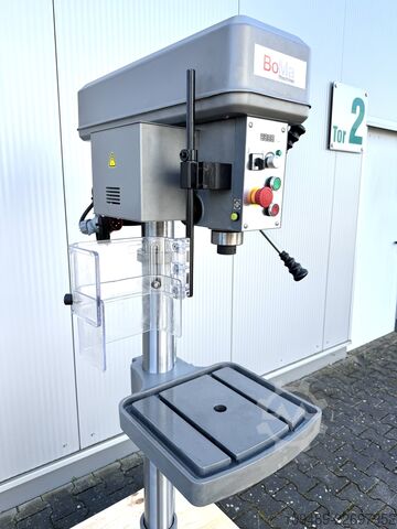 Mesin Gerudi Tiang / BOMA SB 32 V BOMA SB 32 V - Säulenbohrmaschine