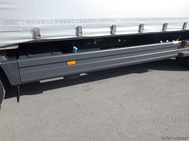 Ciężarówka z płaską platformą MERCEDES-BENZ 1327 L Atego 4 Pritsche 7,3m/LBW/AHK/Klima/55tkm