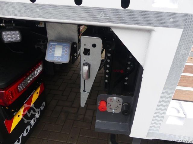 Reboque de plataforma rebaixada  WIESE 3-Achs-Tieflader mit Rampen und Radmulden