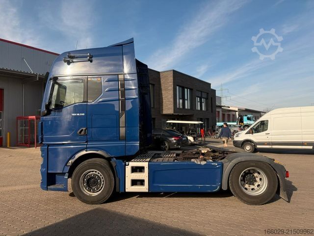 Tractora standard MAN TGX 18.510 mit Hydraulik Kipper Schubboden