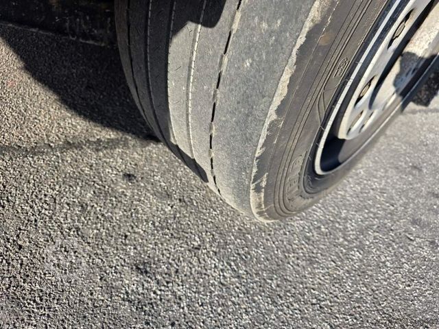 টাও ট্রাক MAN 26.400 TGX mit Baustoffplateau, geteilte Rampen