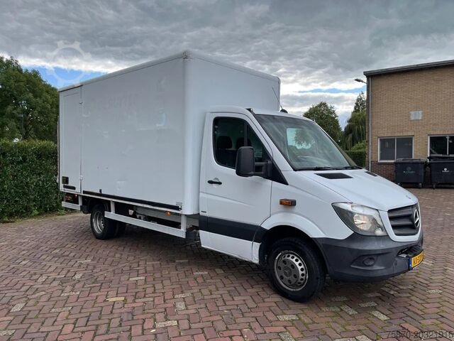 Matkalaukku Mercedes-Benz Sprinter 313 CDI
