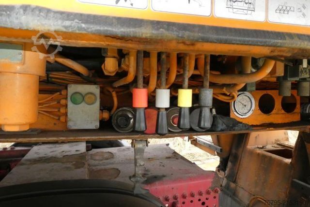 تریلر کم‌ارتفاع نیمه‌کشنده GOLDHOFER STZ VL4-47/80 Tiefladerauflieger 4xLenk+Funk