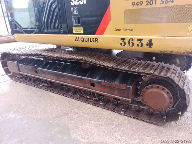  Caterpillar 323FLN IHC
