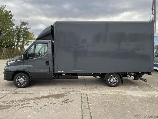 Laatikkoauto IVECO 35S21HA8/P Koffer u. Labowa LED HI-MATIC