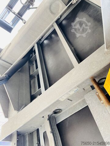 Otvorený príves s plachtou Möslein TPW 105 D Schwebheim  Tandemplanenanhänger