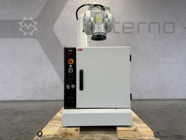Ümberehitatud robot 1-aastase garantiiga ABB IRB 6700-150/3.20
